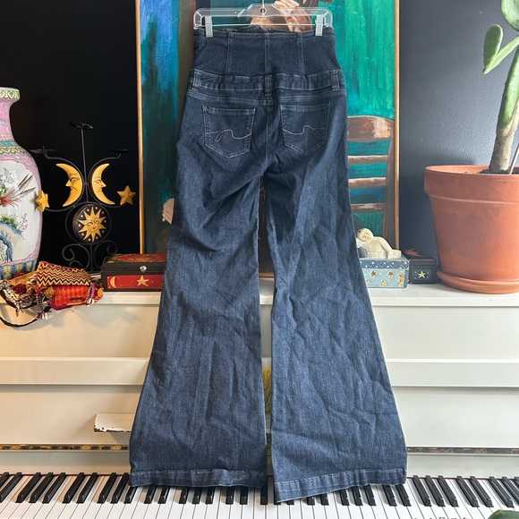 Dynamite Dark Blue High Waisted Flare Wide Leg Jeans Size 29" - Picture 8 of 15